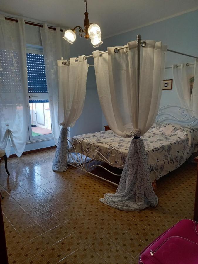 Casa Blu Oltremare Villa SantʼAntìoco Exteriör bild
