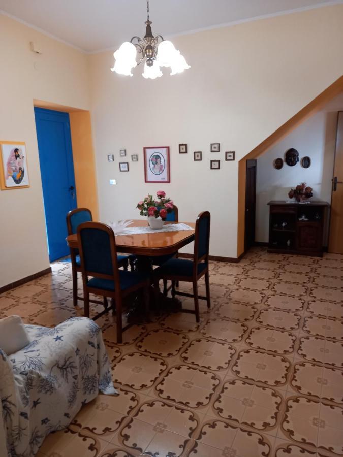 Casa Blu Oltremare Villa SantʼAntìoco Exteriör bild