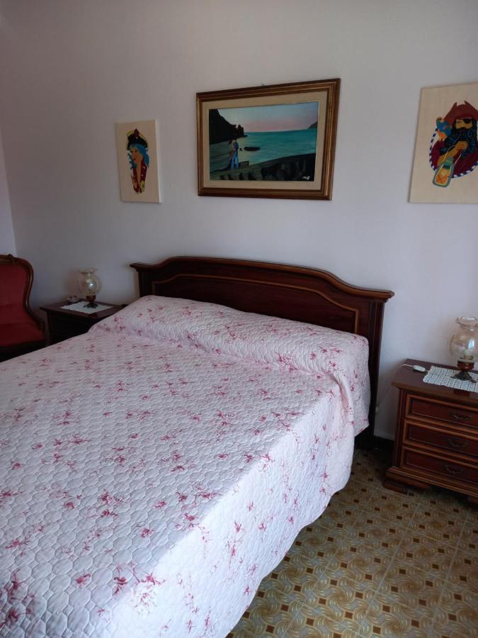 Casa Blu Oltremare Villa SantʼAntìoco Exteriör bild